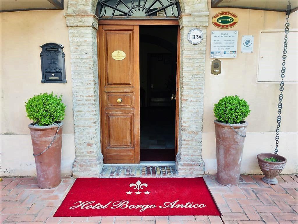 Hotel Borgo Antico Фабріано Екстер'єр фото